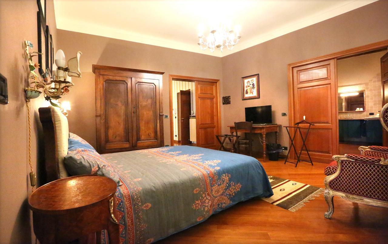 Casa Asso Di Coppe B&B Альба Экстерьер фото